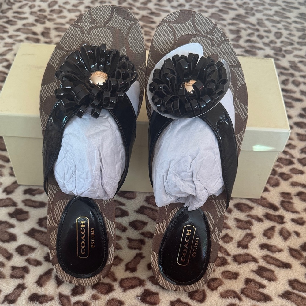 Coach Women's Black and Brown Floral Sandals
